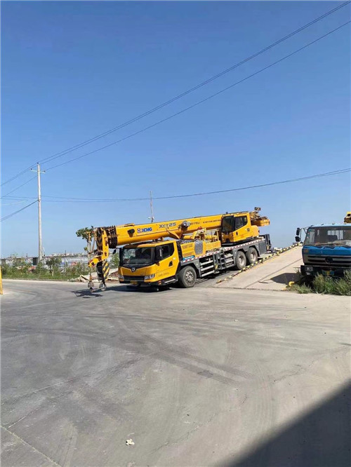 锡林浩特市吊车作业时，可能会产生哪些额外收费项目？