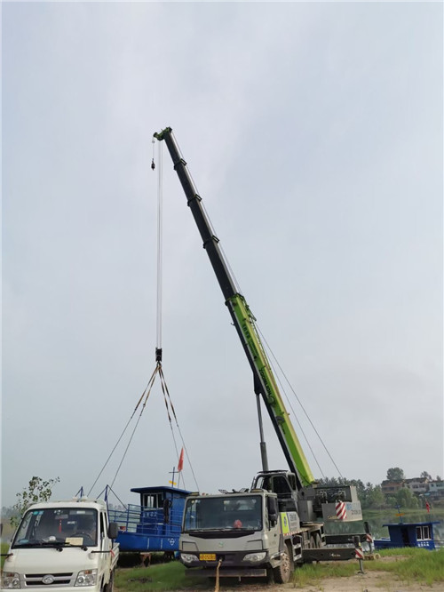 锡林浩特市桥梁建设吊装案例